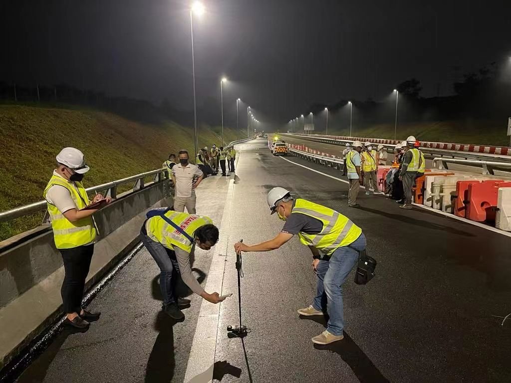 road-lighting-project-installation